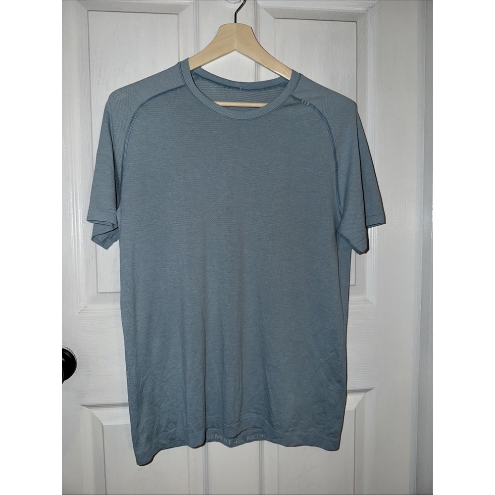 Lululemon Men's Light Blue Short Sleeece Swiftly Tech Tee Size M